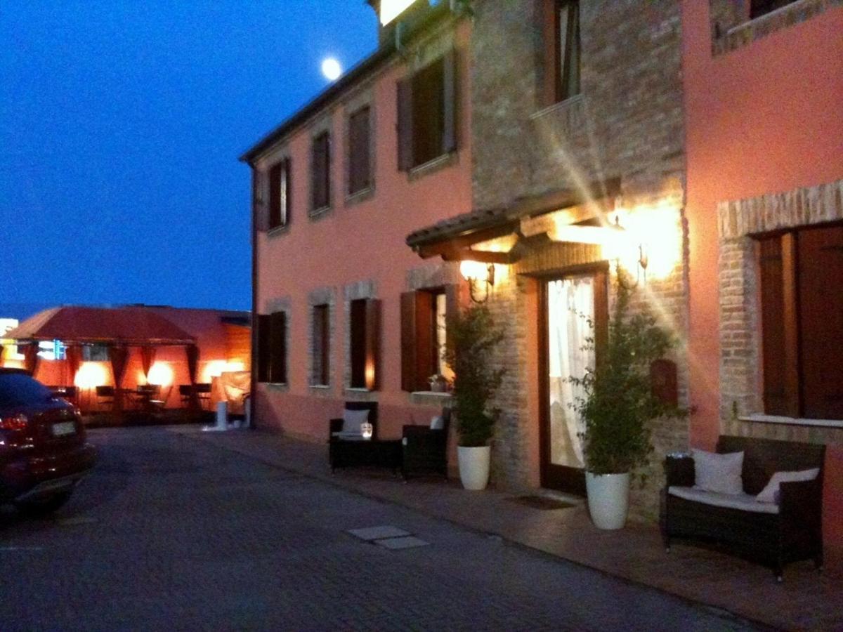 Hotel Le Corti Pitstop Ferrara Kültér fotó