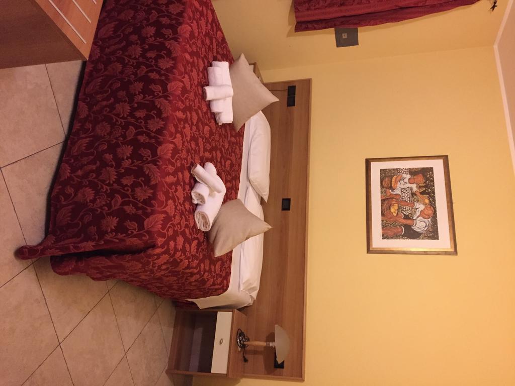 Hotel Le Corti Pitstop Ferrara Kültér fotó