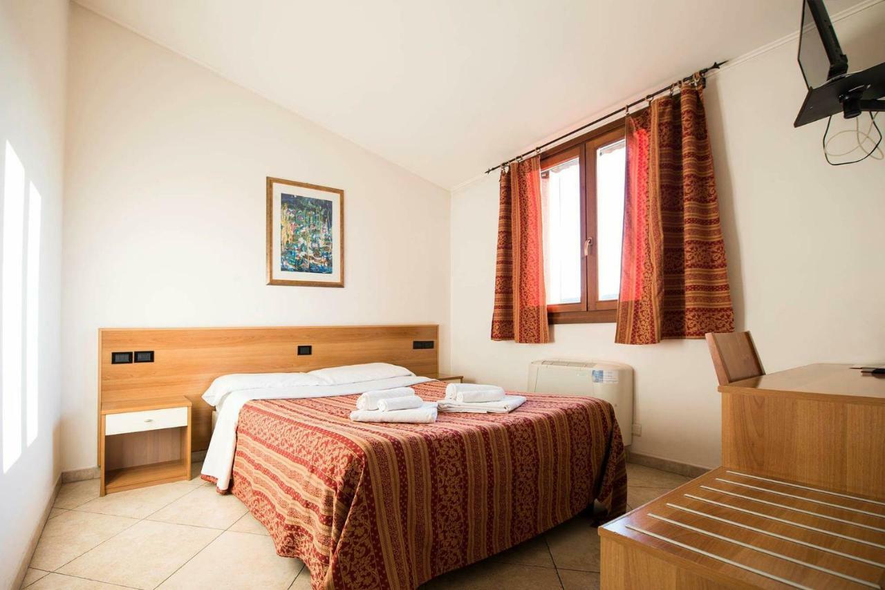 Hotel Le Corti Pitstop Ferrara Kültér fotó